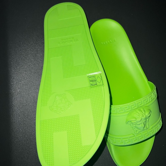 Versace Green slides - Picture 3 of 6